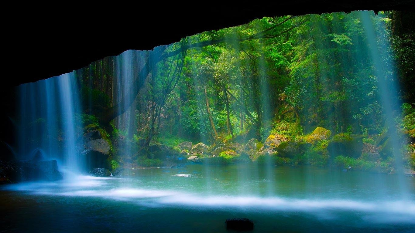 鍋ヶ滝 | 心揺さぶる日本の絶景１００選