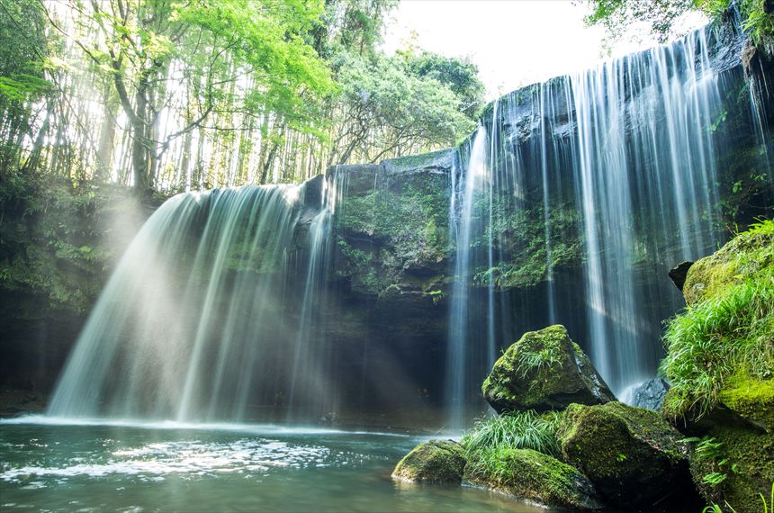 鍋ヶ滝 | 心揺さぶる日本の絶景１００選